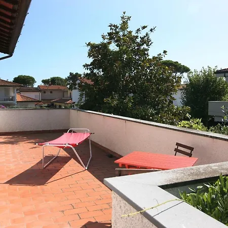 Cremona Villa Forte dei Marmi